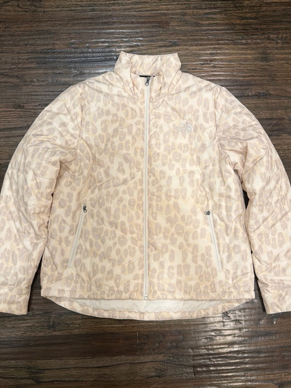 The North Face Women's Pale Pink Leopard-Print Insulated Puffer Jacket